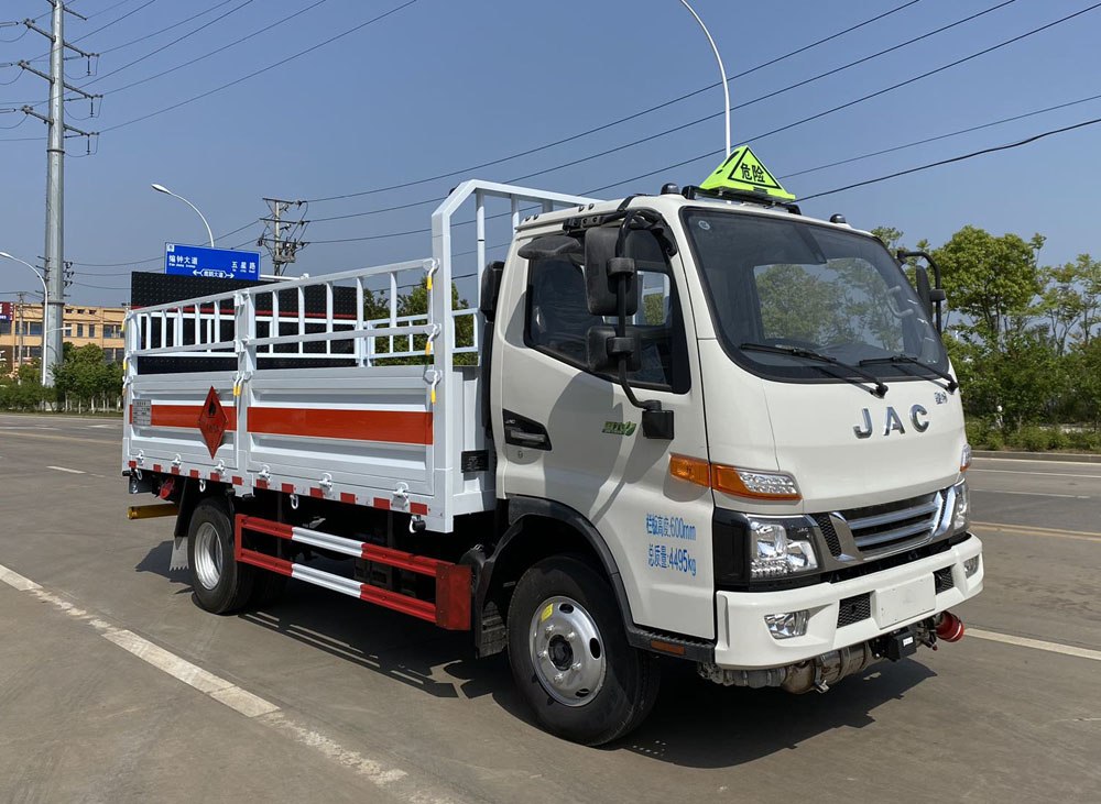 氣瓶運(yùn)輸車，運(yùn)輸車價格，楚勝汽車集團(tuán)